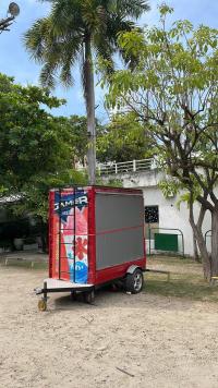 CONSTRUCCION TRAILERS