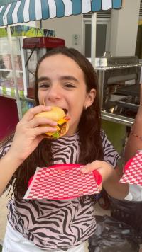 ALQUILER LAS MEJORES HAMBURGUESAS DE CARTAGENA PARA TUS EVENTOS